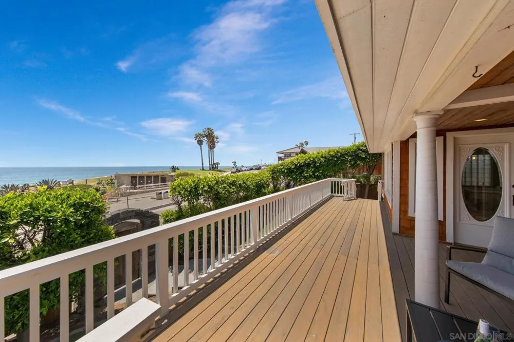 4853 Ocean/Law San Diego, CA 92109