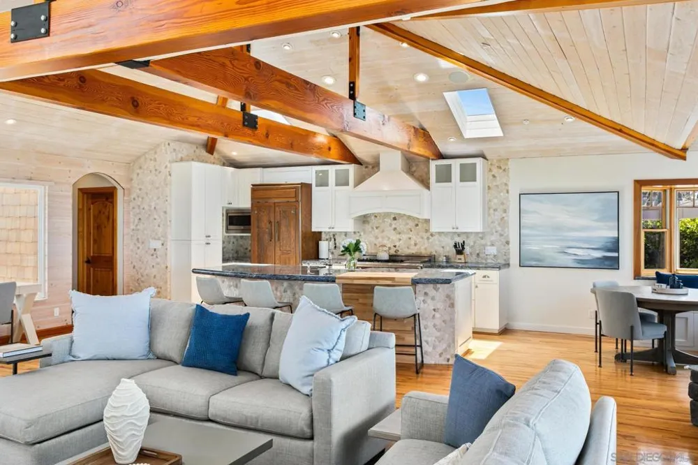4853 Ocean/Law San Diego, CA 92109