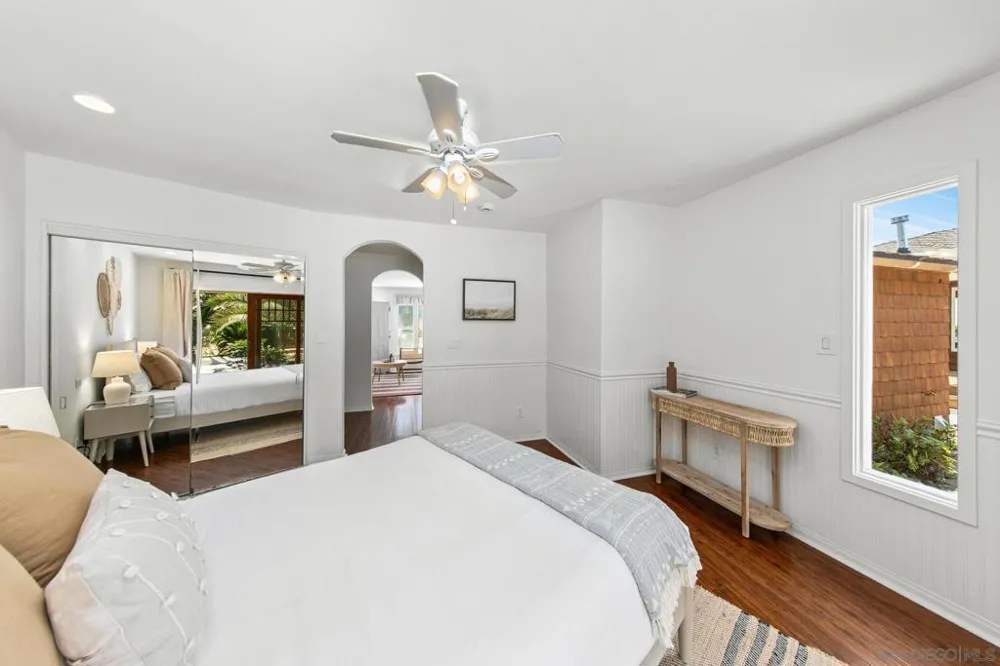 4853 Ocean/Law San Diego, CA 92109