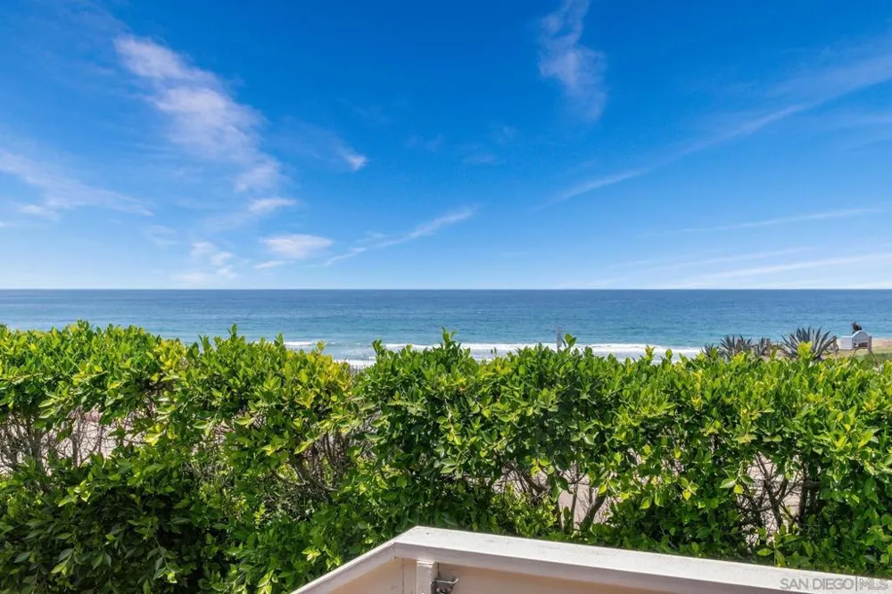 4853 Ocean/Law San Diego, CA 92109