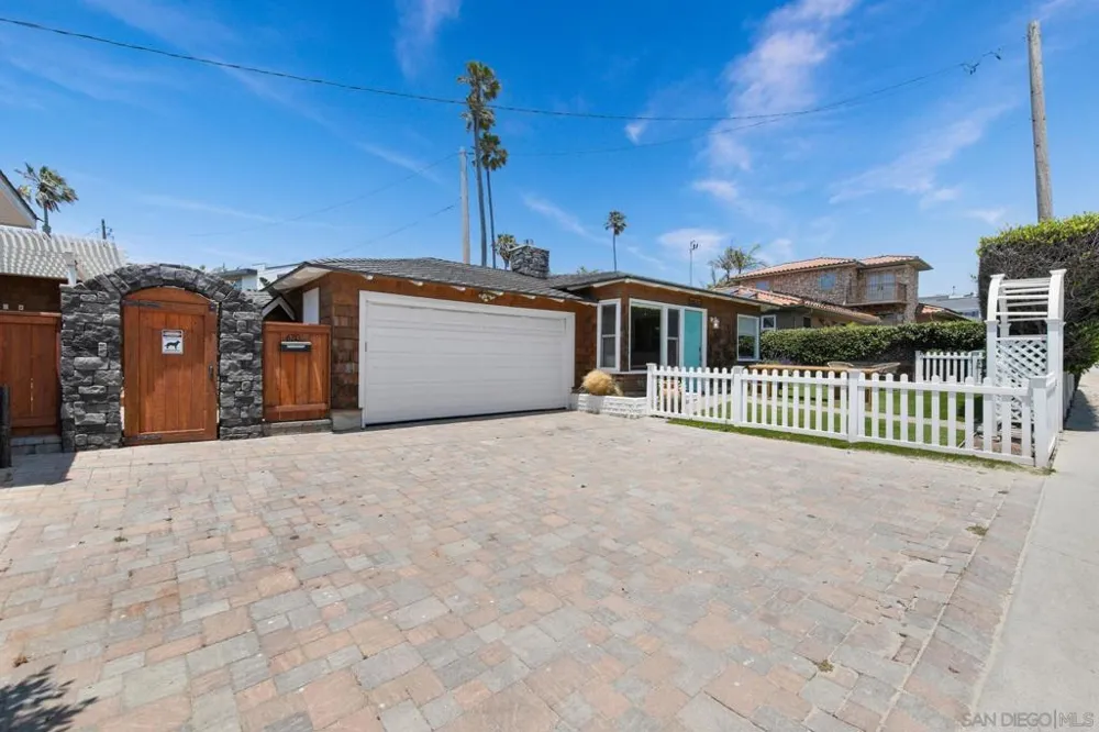 4853 Ocean/Law San Diego, CA 92109