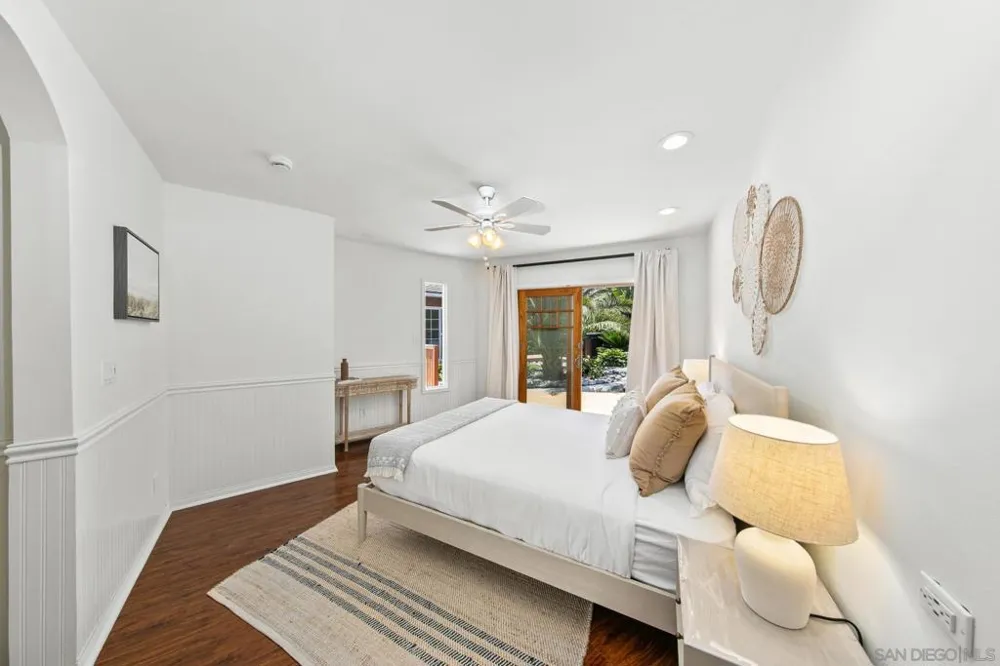 4853 Ocean/Law San Diego, CA 92109