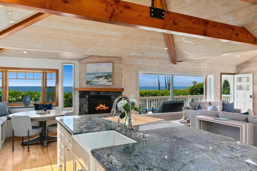 4853 Ocean/Law San Diego, CA 92109