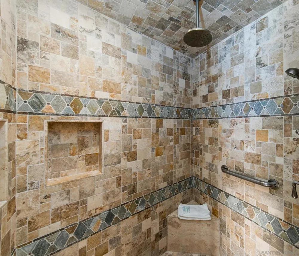 4853 Ocean/Law San Diego, CA 92109