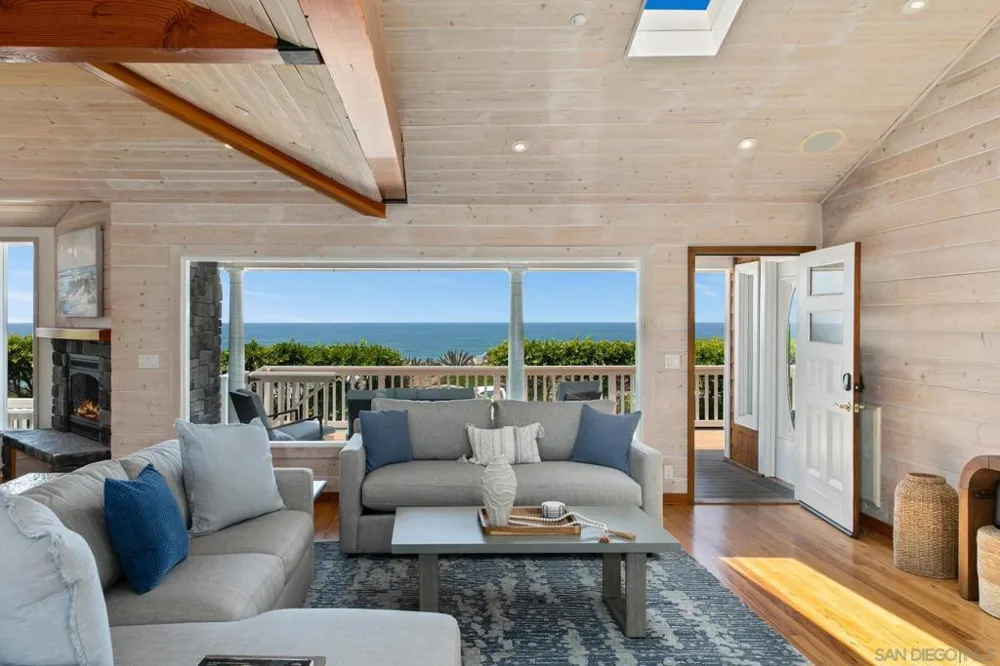 4853 Ocean/Law San Diego, CA 92109