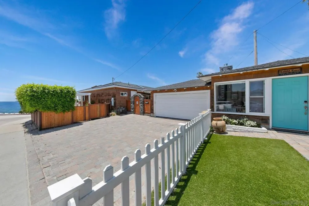 4853 Ocean/Law San Diego, CA 92109