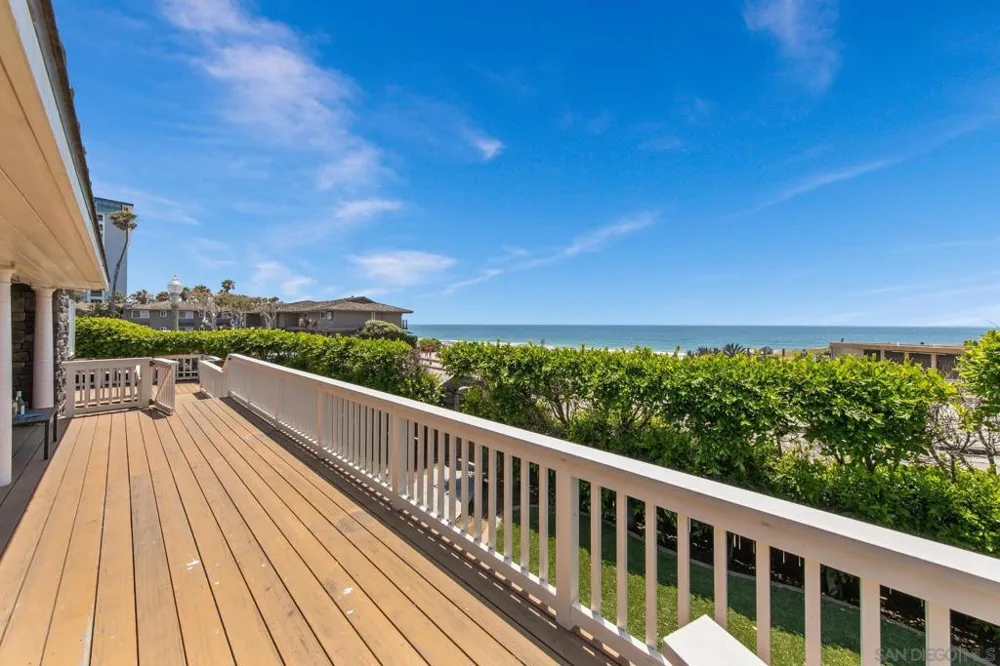 4853 Ocean/Law San Diego, CA 92109