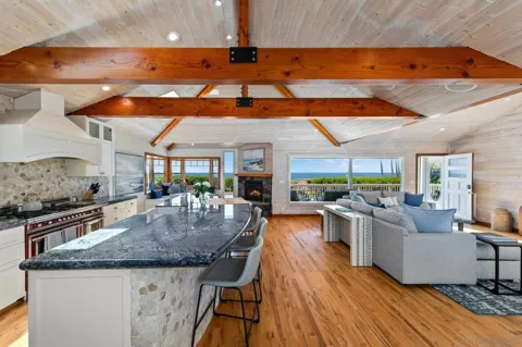 4853 Ocean/Law