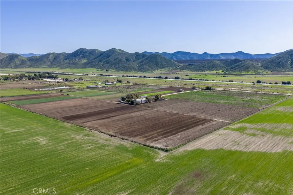34250 Olive Ave Winchester, CA 92596
