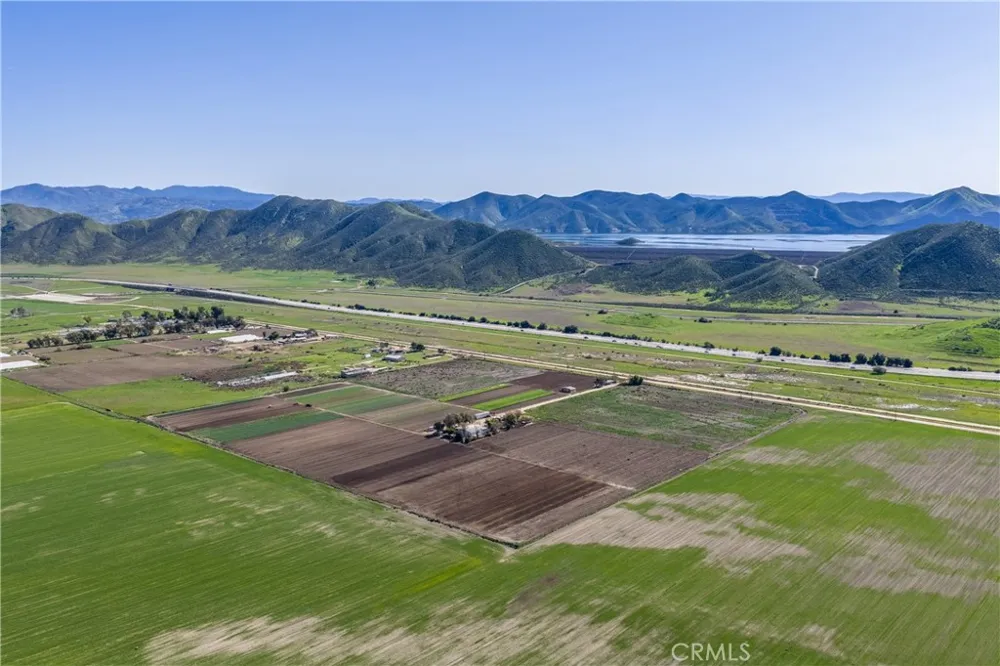 34250 Olive Ave Winchester, CA 92596