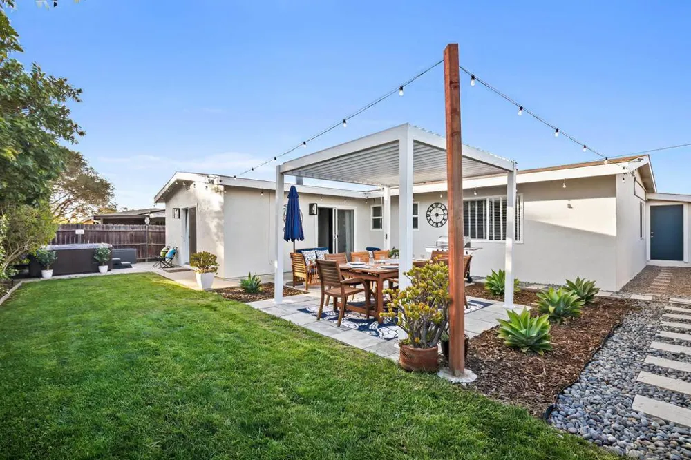 4489 Bertha Street San Diego, CA 92117