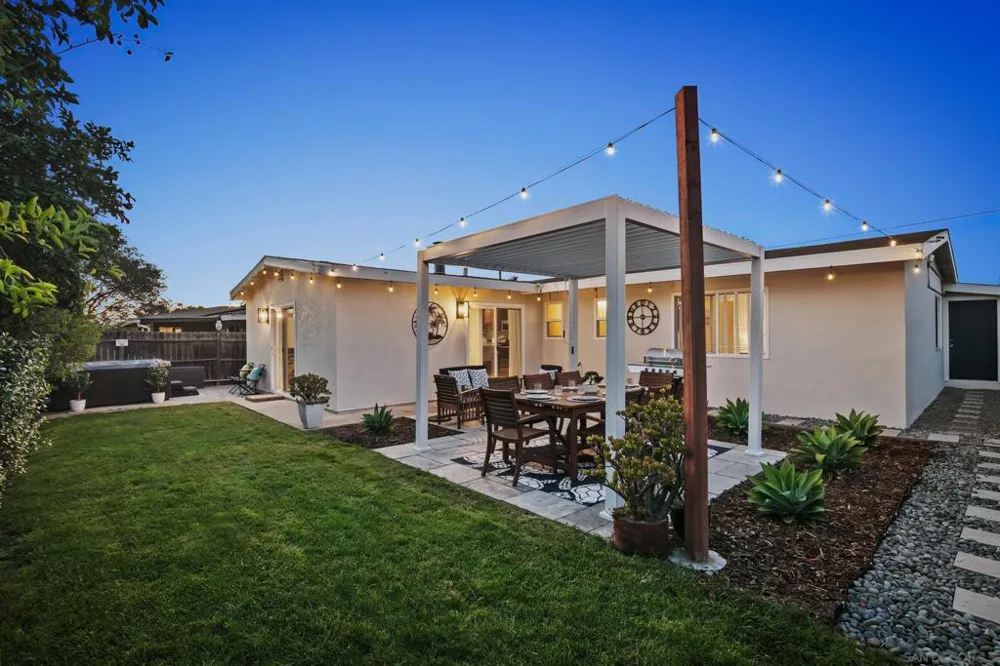 4489 Bertha Street San Diego, CA 92117