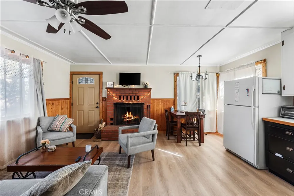 314 Victoria Big Bear, CA 92386