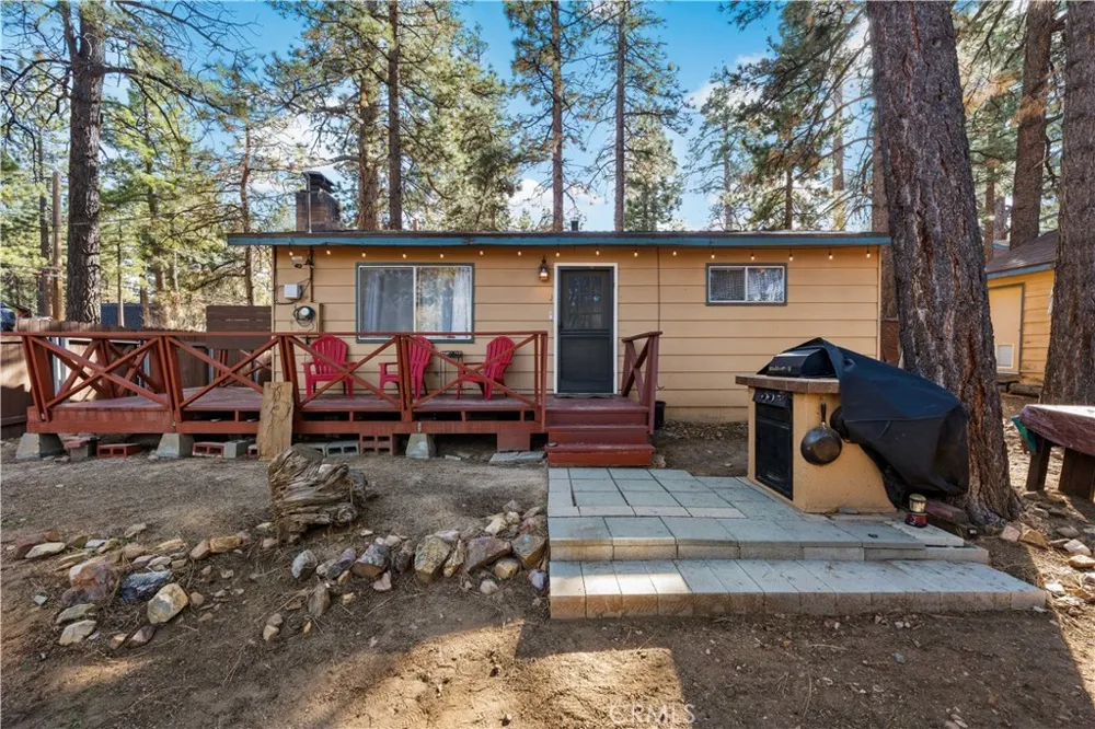 314 Victoria Big Bear, CA 92386