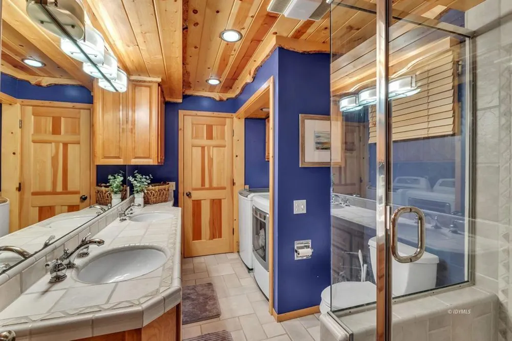 26620 Pine Avenue Idyllwild, CA 92549