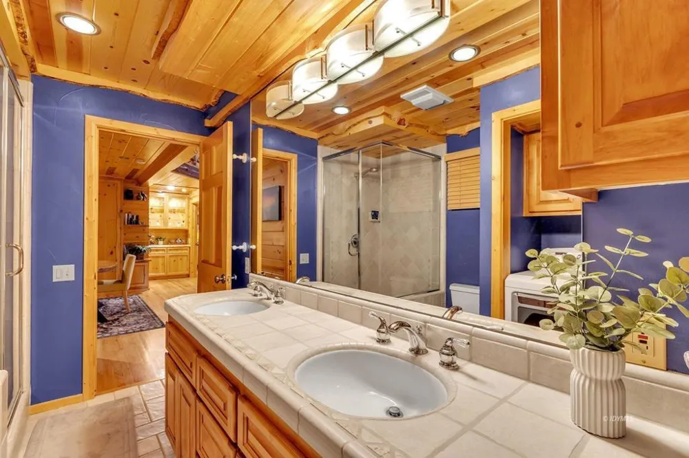 26620 Pine Avenue Idyllwild, CA 92549