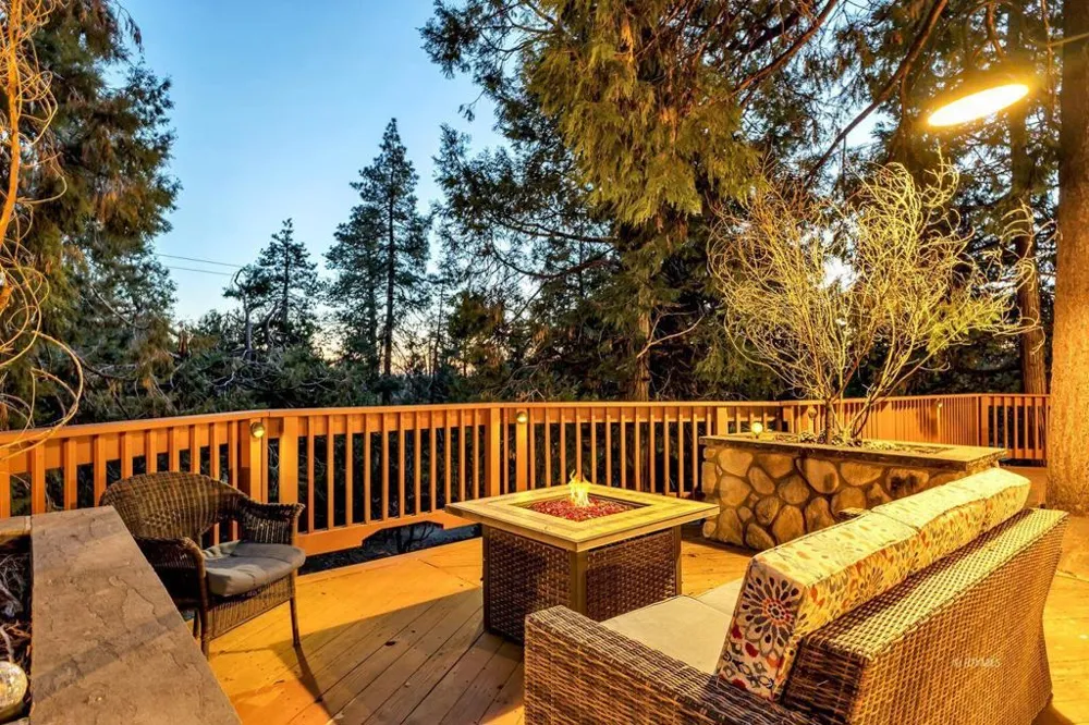 26620 Pine Avenue Idyllwild, CA 92549