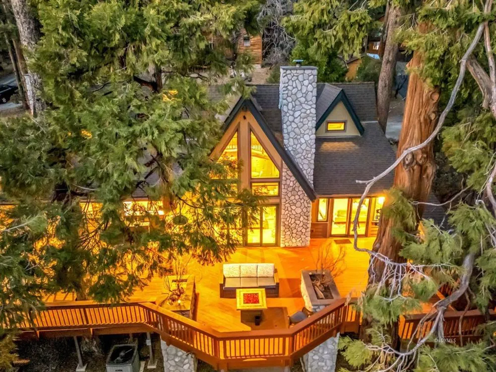26620 Pine Avenue Idyllwild, CA 92549