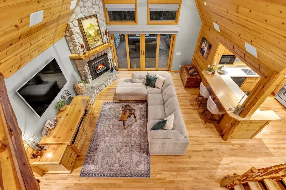 26620 Pine Avenue Idyllwild, CA 92549