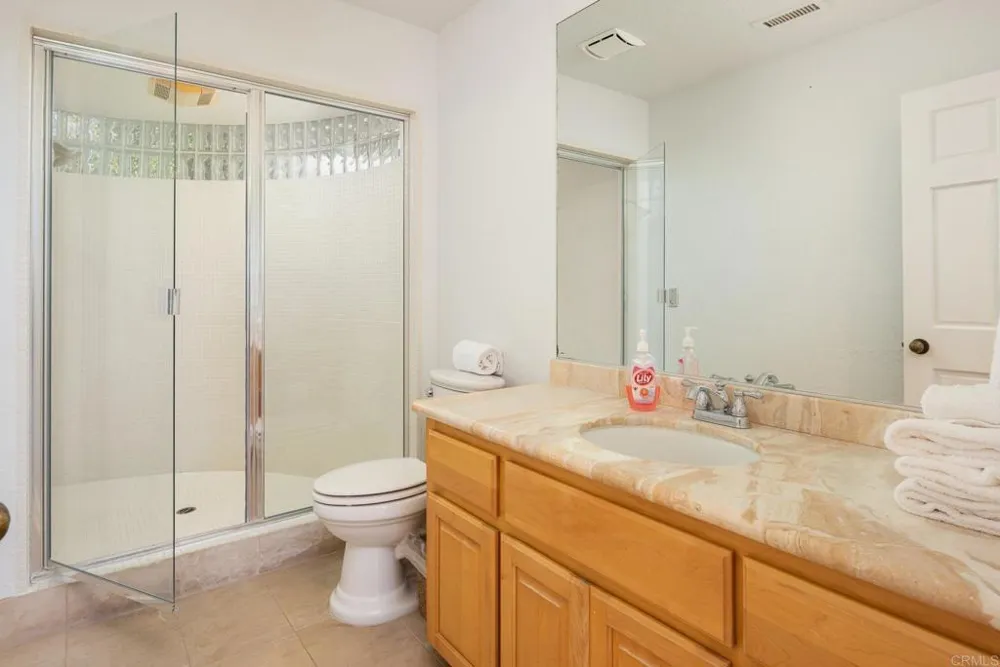 20780 Fortuna Del Norte Elfin Forest, CA 92029