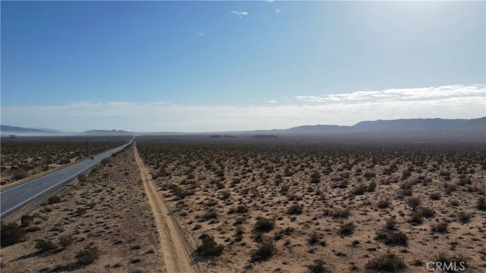 17 Old Woman Springs Road Johnson Valley, CA 92356