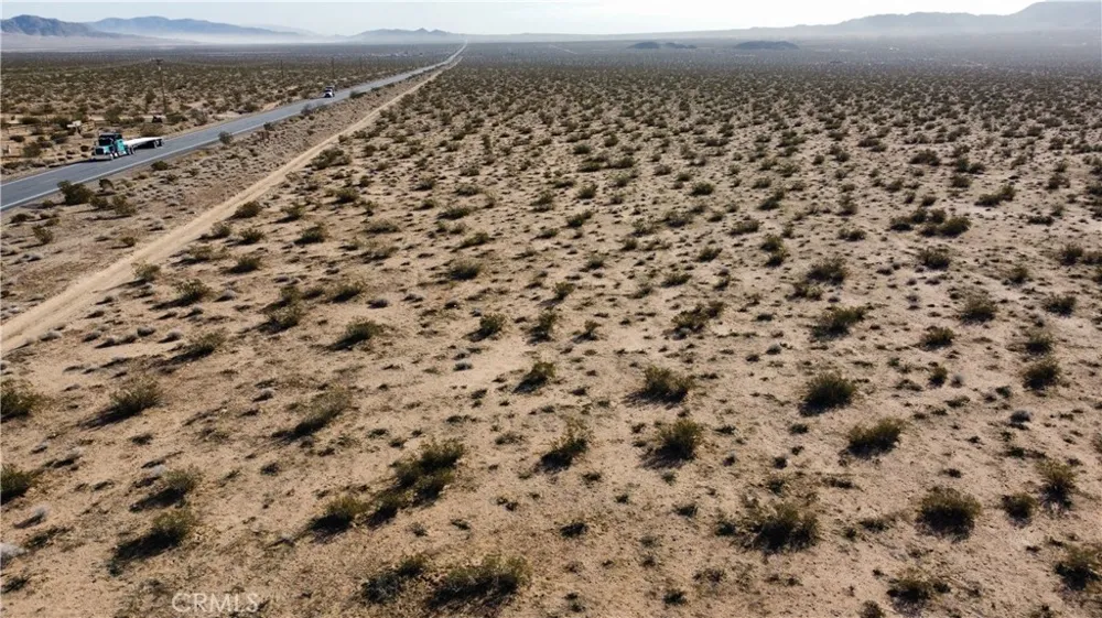 29 Old Woman Springs Road Johnson Valley, CA 92356