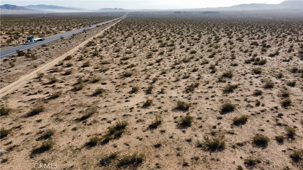 18 Old Woman Springs Road Johnson Valley, CA 92356