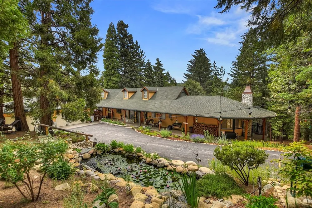 268 Cedarbrook Twin Peaks, CA 92391