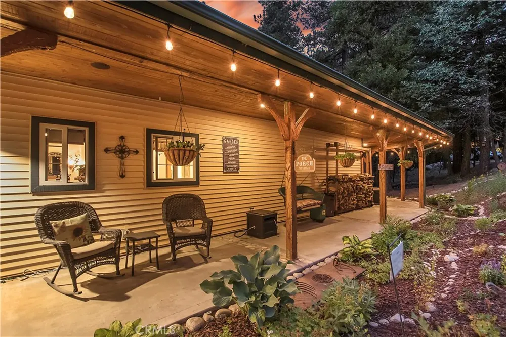 268 Cedarbrook Twin Peaks, CA 92391