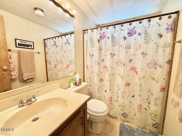 1220 Johnson Drive #108 Ventura, CA 93003