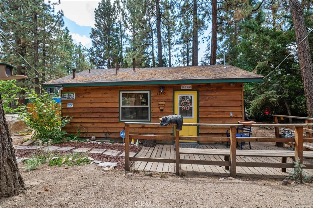 42955 Encino Big Bear Lake, CA 92315