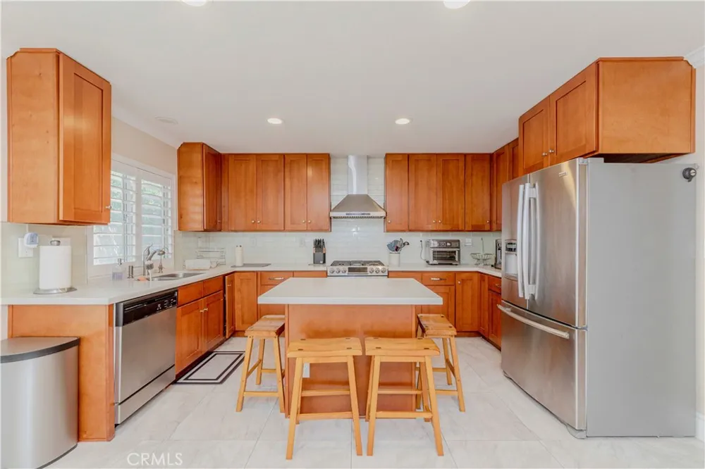 1528 W Delvale West Covina, CA 91790