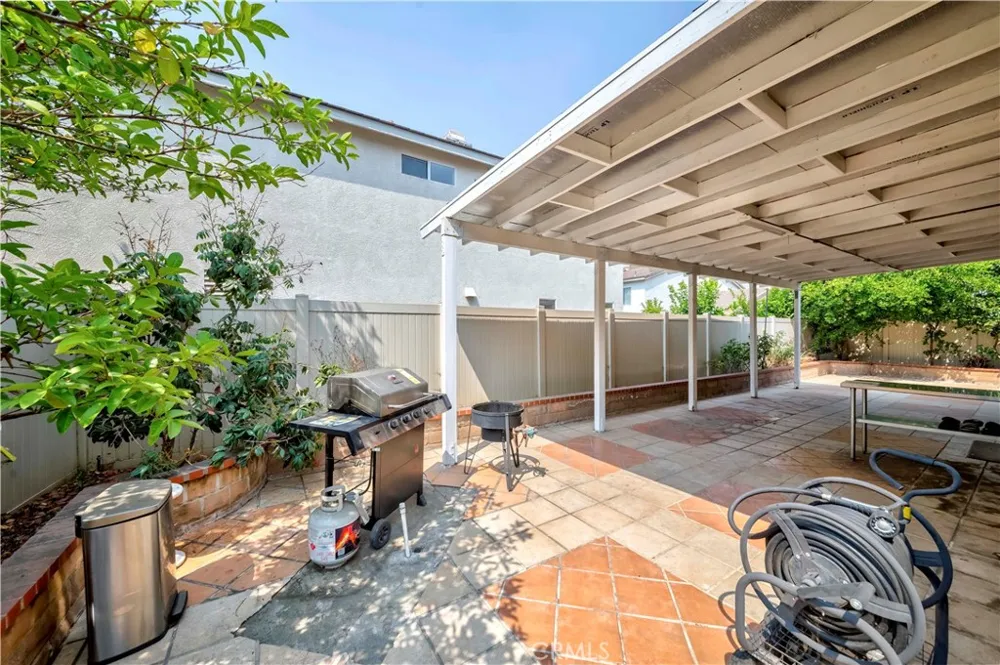 1528 W Delvale West Covina, CA 91790