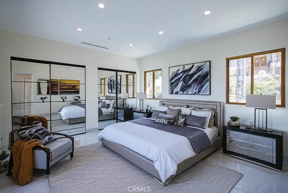 10521 Mary Bell Avenue Shadow Hills, CA 91040