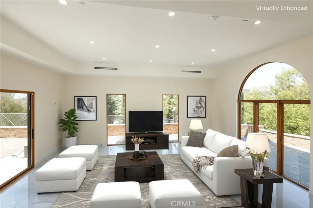 10521 Mary Bell Avenue Shadow Hills, CA 91040
