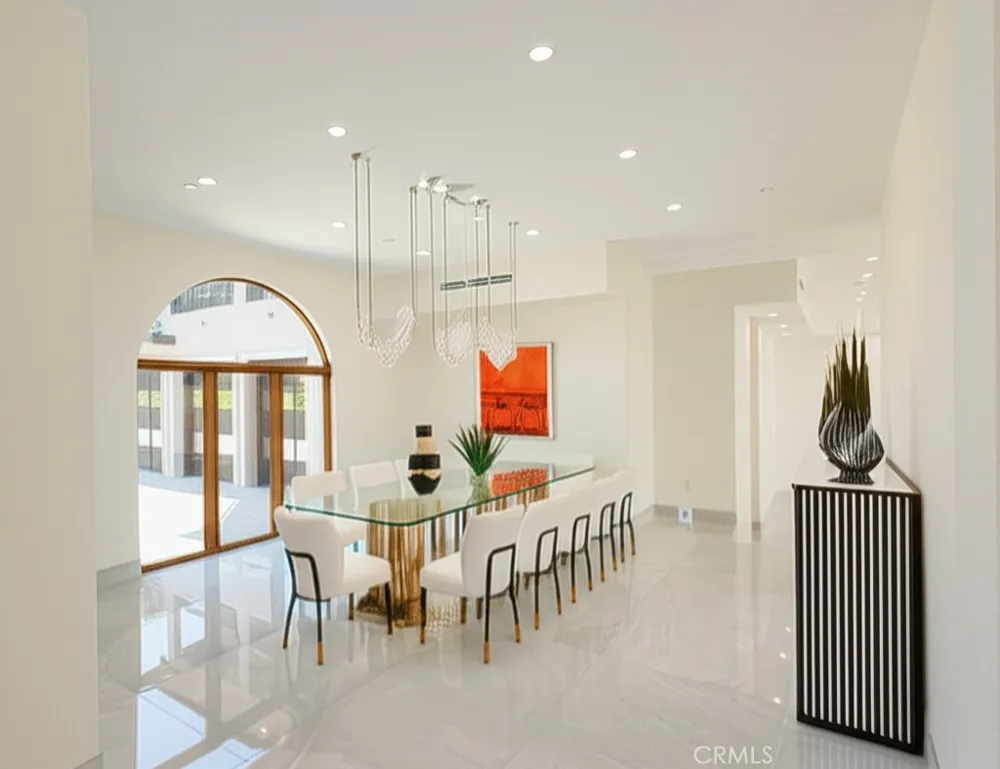 10521 Mary Bell Avenue Shadow Hills, CA 91040