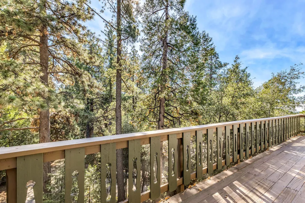 52365 Pine Ridge Road Idyllwild, CA 92549