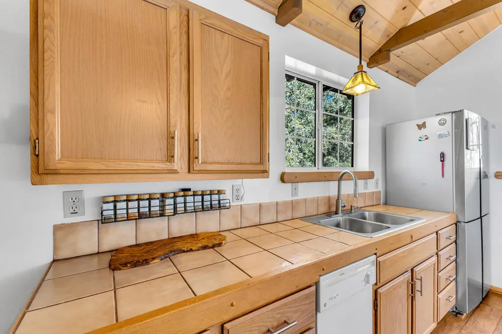 52365 Pine Ridge Road Idyllwild, CA 92549