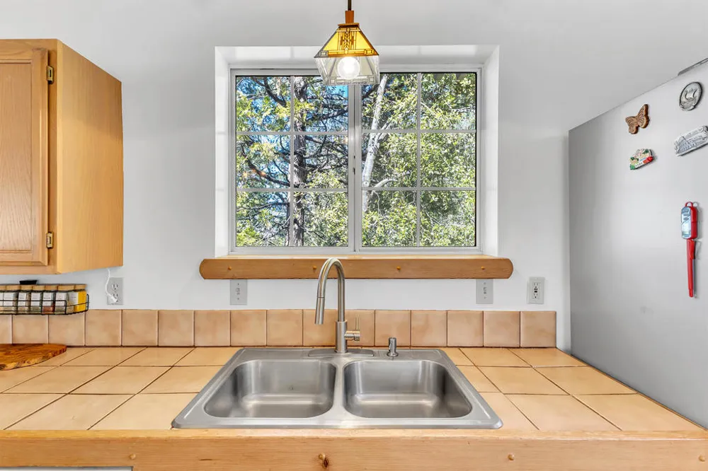 52365 Pine Ridge Road Idyllwild, CA 92549
