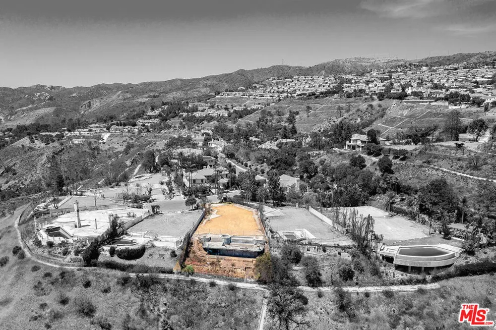 1120 Cumbre Alta Court Pacific Palisades, CA 90272