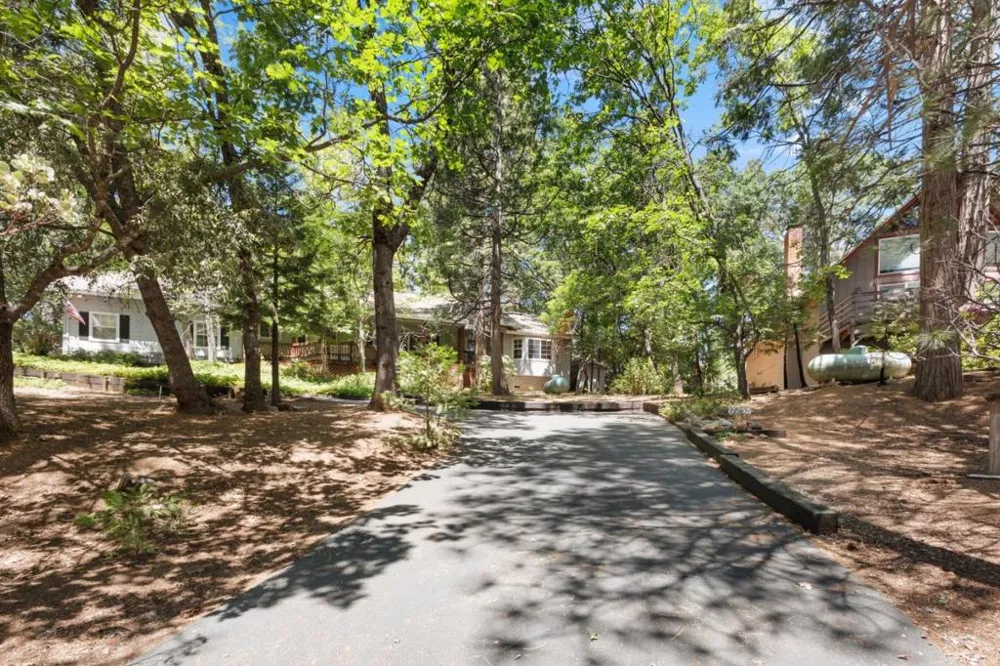 17256 Mount Elizabeth Drive Sonora, CA 95370