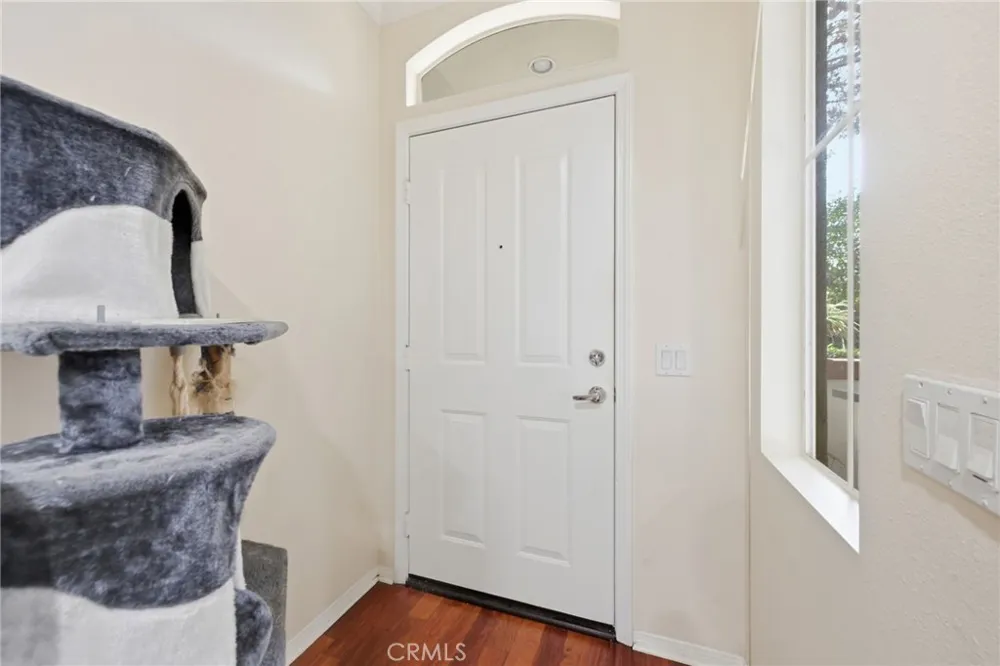 902 Solvay Aisle Irvine, CA 92606