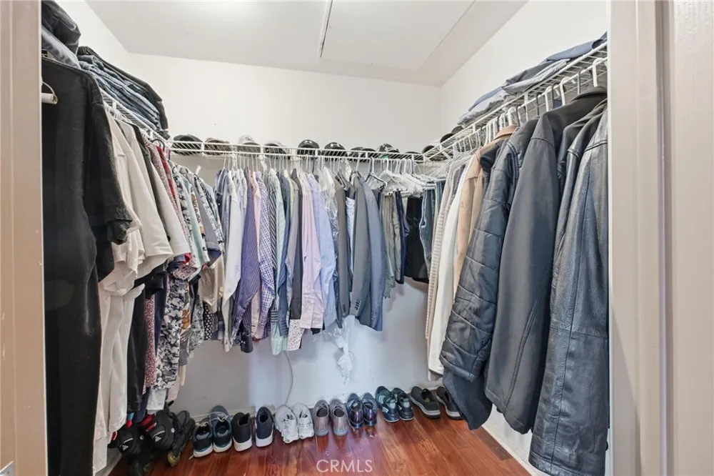 902 Solvay Aisle Irvine, CA 92606