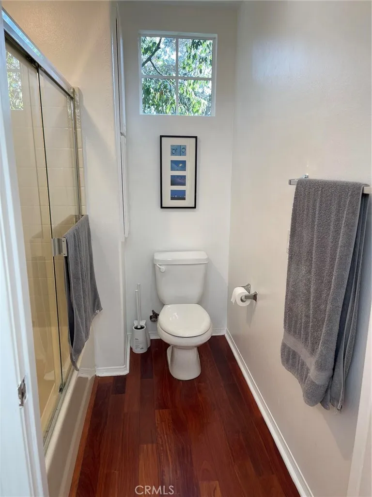 902 Solvay Aisle Irvine, CA 92606