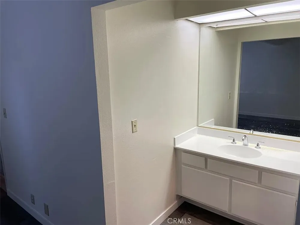 16255 Devonshire Street #57 Granada Hills, CA 91344