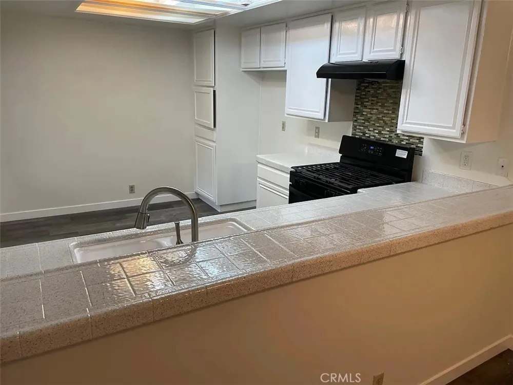 16255 Devonshire Street #57 Granada Hills, CA 91344