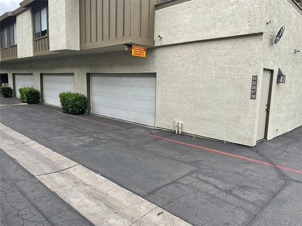 16255 Devonshire Street #57 Granada Hills, CA 91344