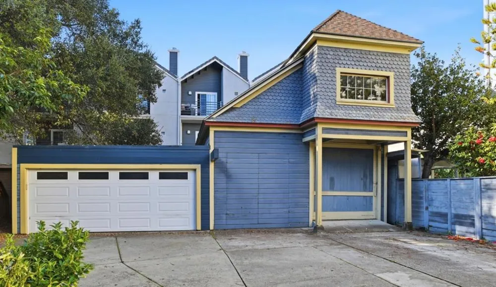 137 Elm Street San Mateo, CA 94401
