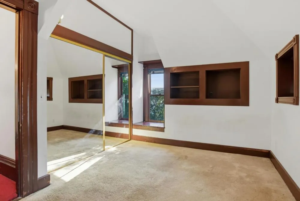 137 Elm Street San Mateo, CA 94401