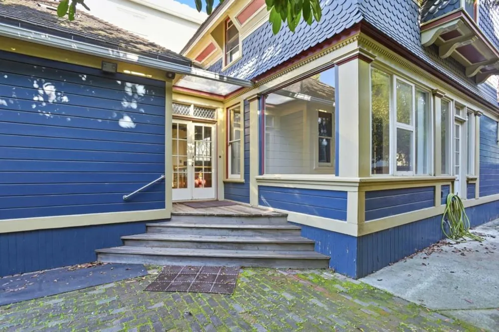 137 Elm Street San Mateo, CA 94401